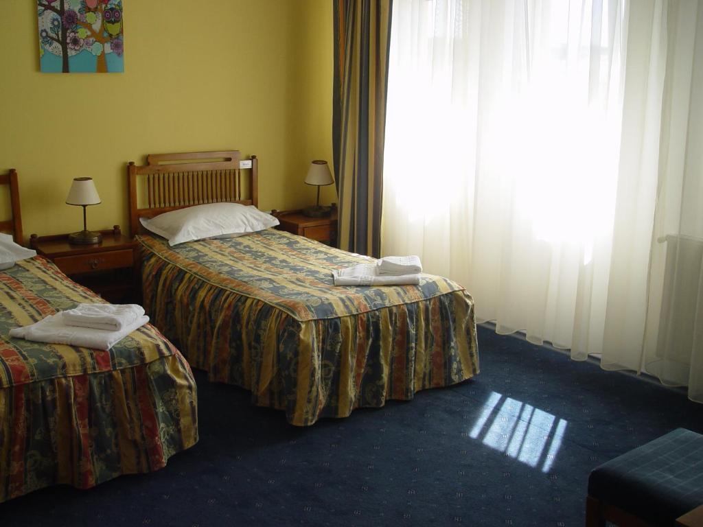 Hotel Astra Brašov Pokoj fotografie