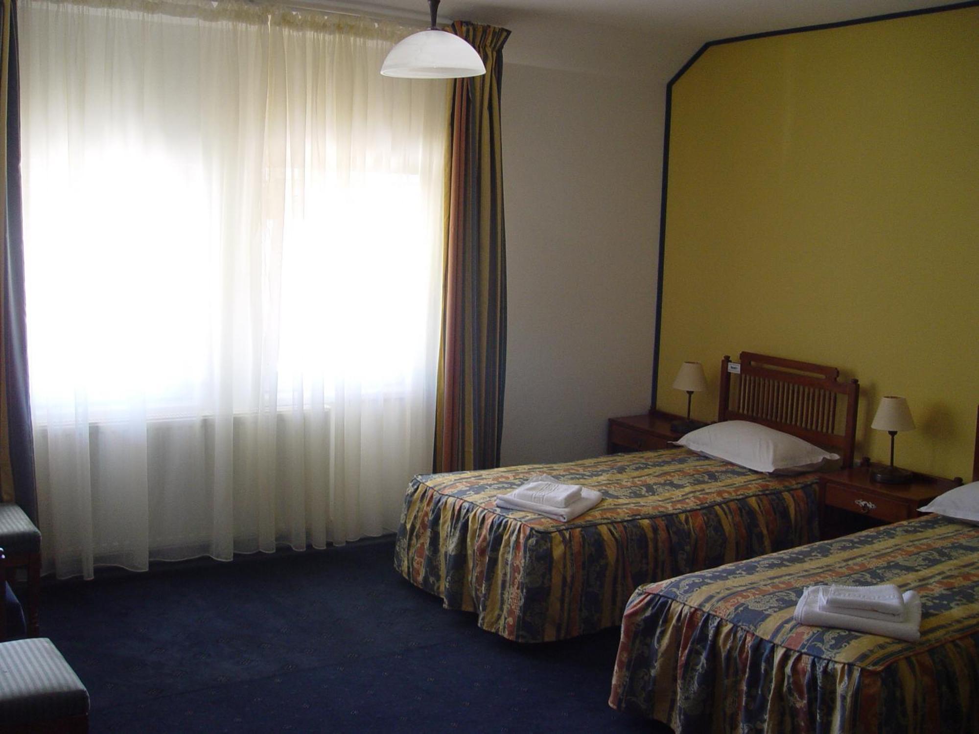 Hotel Astra Brašov Exteriér fotografie