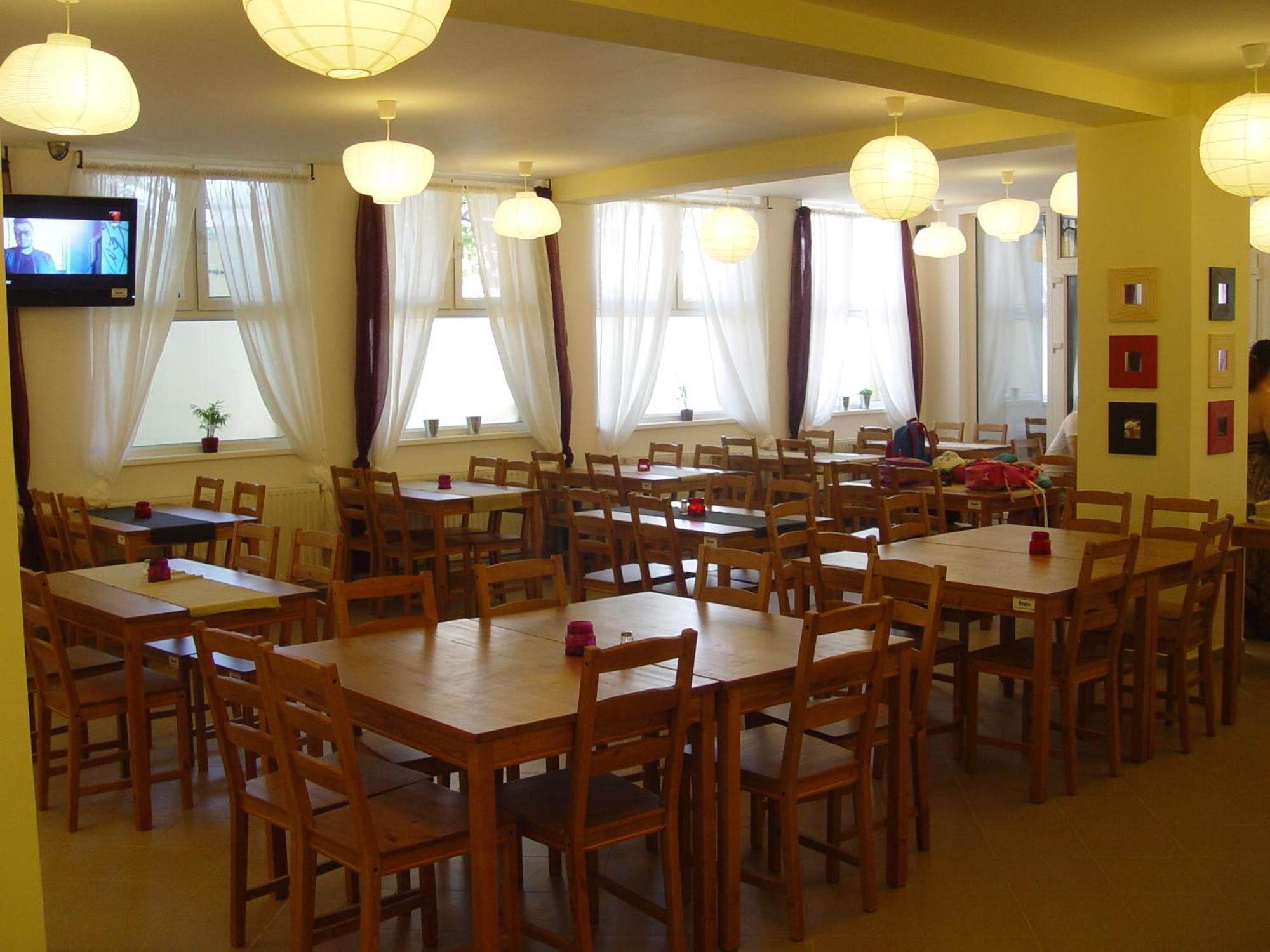 Hotel Astra Brašov Exteriér fotografie